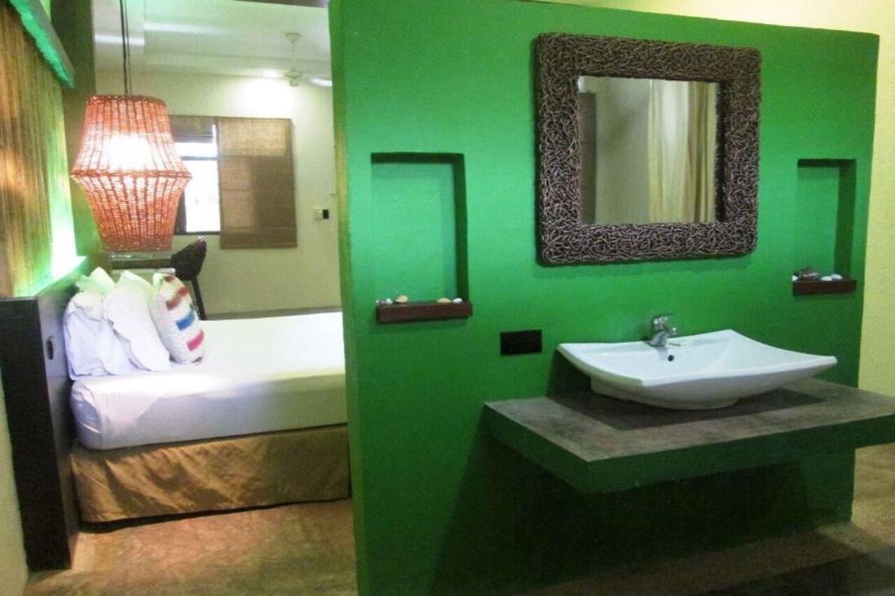 Bale Mi Hotel Balabag  ภายนอก รูปภาพ