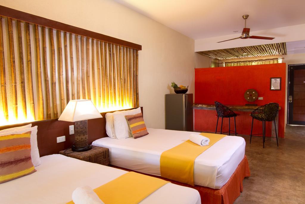 Bale Mi Hotel Balabag  ภายนอก รูปภาพ
