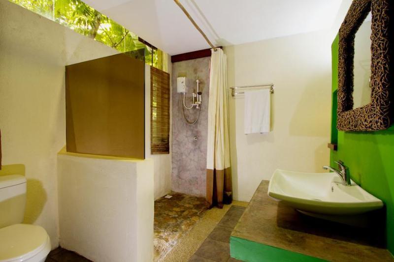 Bale Mi Hotel Balabag  ภายนอก รูปภาพ